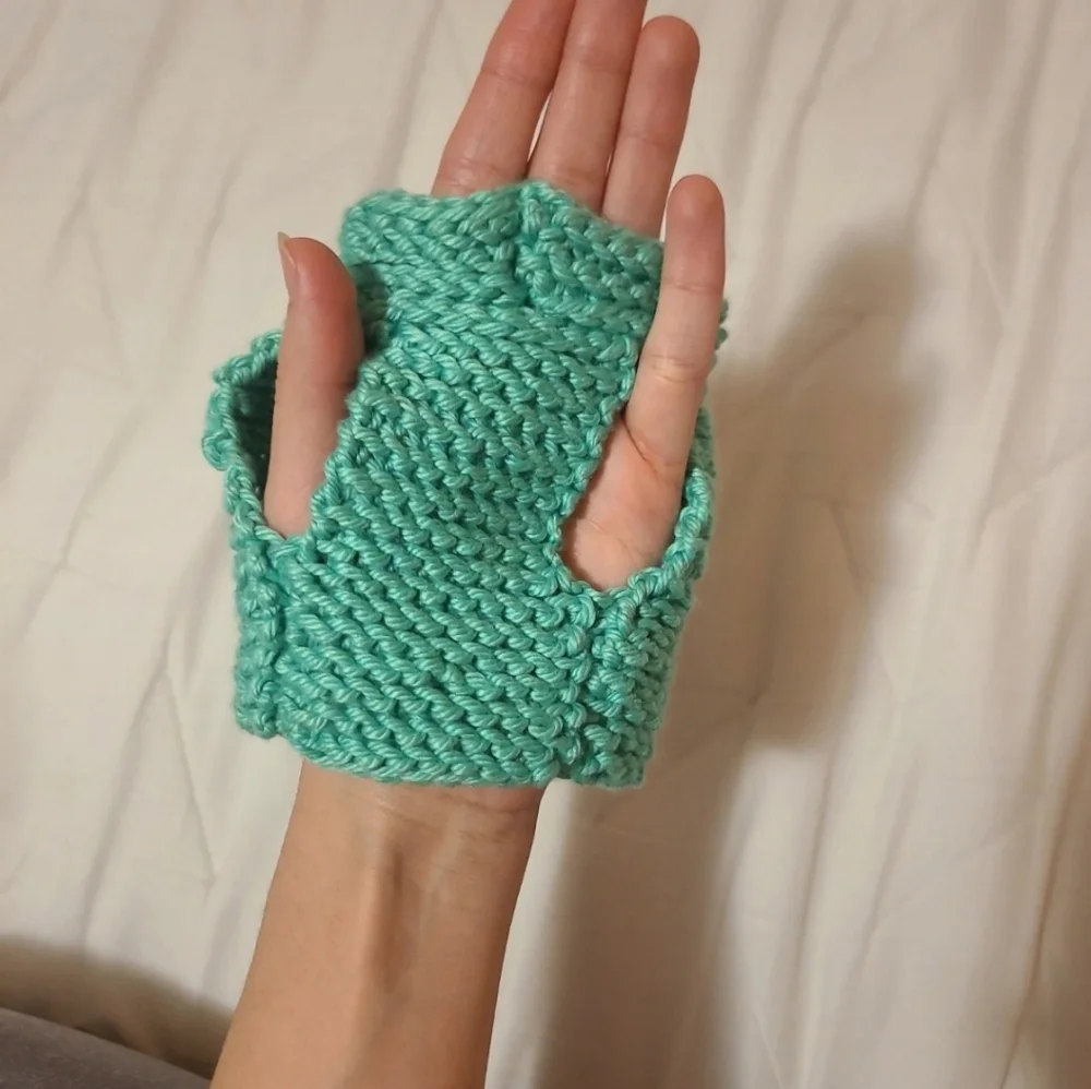 hand knit kitten sweater